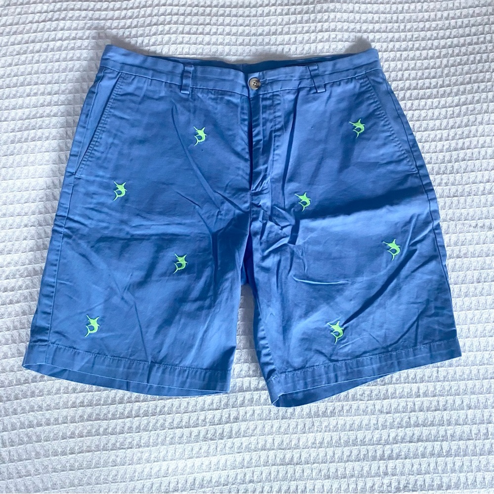 Vineyard Vines blue shorts embroidered green swordfish size 35